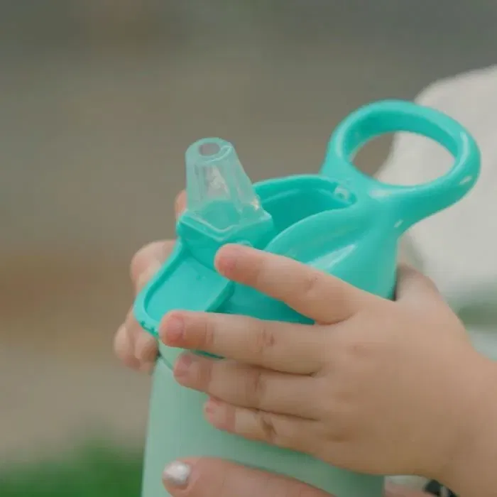 Nuby Gourde Isotherme pour Enfants Reflex Flip-it 300 ml - Acier Inoxydable Turquoise avec Bec en Silicone Souple et Bouchon Anti-Fuite