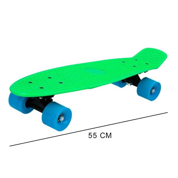 Color Baby - Trottinette enfant en plastique avec essieu plastique et roues PVC - Capacité 50 kg - 55 x 12 cm - Modèles assortis (Vert, Rouge, Bleu)