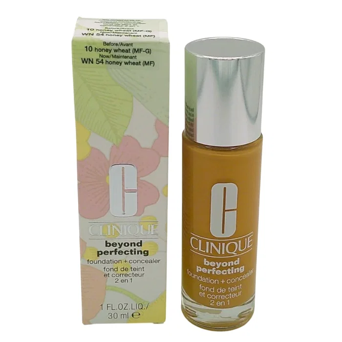 Clinique Beyond Perfecting Fond de teint liquide & correcteur 2-en-1 - 10, Blé au miel Clinique Beyond Perfecting Fond de teint liquide & correcteur 2-en-1 - 10, Blé au miel