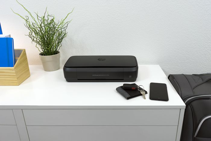 HP OfficeJet 250, imprimante portable tout-en-un Wi-Fi Direct, avec scanner et copieur, recharge automatique de documents, jusqu'à 9 ppm