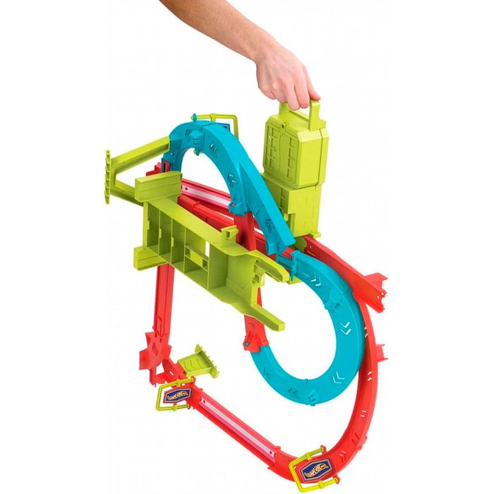 Hot Wheels Circuit à Toute Vitesse Neon Speeders avec Lanceur Motorisé, Paysage Urbain et Voiture Incluses - Dès 5 Ans