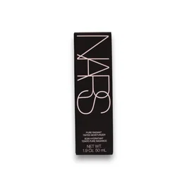 Nars Pure Radiant Fond de teint crème 02 Seychelles SPF 30