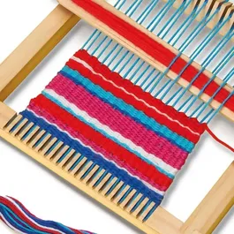 Ses Creative Jeu de Tissage, Métier à Tisser Loisir Créatif pour Enfants à Partir de 5 Ans, 60 Mètres de Fil, Accessoires Inclus, Jouet Éducatif et Durable Fabriqué aux Pays-Bas