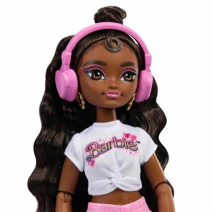 Barbie Brooklyn Dreambesties Roller JFX97