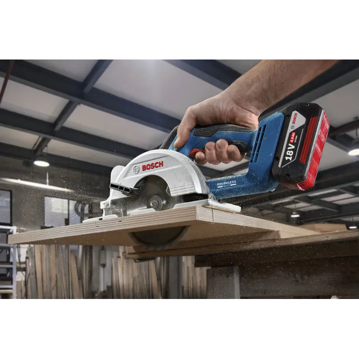 Bosch Professional GKS 18V-51 Scie circulaire sans fil 18V 140 mm - Capacité de coupe 51 mm à 0° et 35 mm à 45° - Pour bois, contreplaqué et panneaux OSB