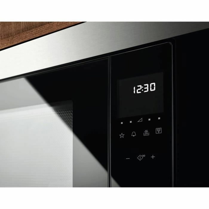 Electrolux CMS4253TMX Micro-ondes encastrable Inox anti-trace 23L avec Gril Electrolux CMS4253TMX Micro-ondes encastrable Inox anti-trace 23L avec Gril