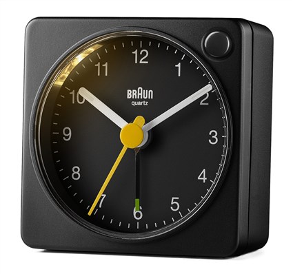 Braun BC-02-XB Réveil Classique Analogique Noir à Mouvement Continu Silencieux, Lumière de Fond et Aiguilles Lumineuses