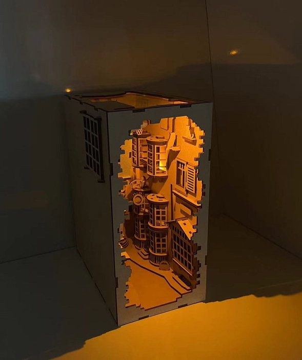 Revell Book Nook Harry Potter Chemin de Traverse - Maquette 3D avec LED