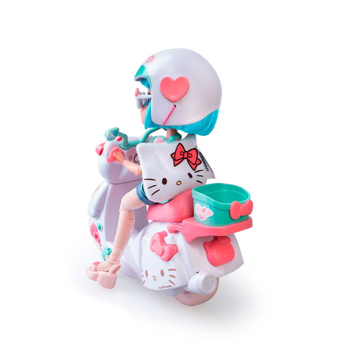 Famosa Hello Kitty Pretty Pink avec Scooter Famosa Hello Kitty Pretty Pink avec Scooter