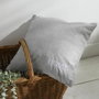 Today Coussin Charme Chambray avec petite broderie Capucine 40 x 40 cm