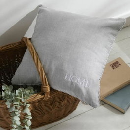 Today Coussin Charme Chambray avec petite broderie Capucine 40 x 40 cm