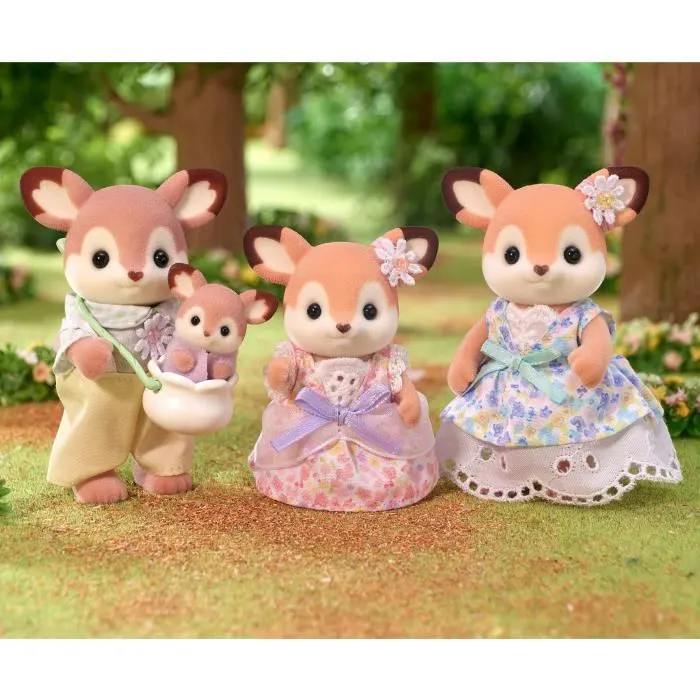 Sylvanian Families - Famille Biche 5799 - Figurines articulées avec 4 personnages et porte-bébé - Vêtements amovibles - Jeu créatif pour enfants à partir de 3 ans