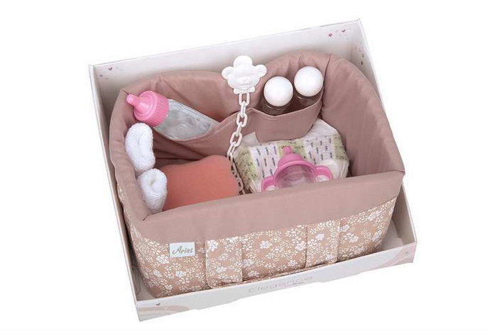 Muñecas Arias Canastilla Elegance - Coffret de naissance rose pour bébé avec 9 accessoires, âge recommandé: 3 ans, Espagnol Muñecas Arias Canastilla Elegance - Coffret de naissance rose pour bébé avec 9 accessoires, âge recommandé: 3 ans, Espagnol
