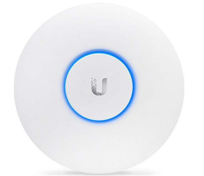 Ubiquiti UAP-AC-PRO - Point d'accès Wi-Fi AC dual band (2.4GHz/5GHz) 802.11ac, 3x3 MIMO, pour intérieur/extérieur, PoE/PoE+, USB 2.0