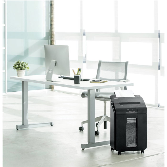 Fellowes AutoMax 100M Destructrice de documents automatique 100 feuilles Mini-Coupe 23L Noir