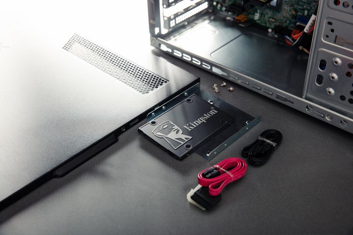 Kingston KC600 256 Go SSD 2,5 pouces SATA Kingston KC600 256 Go SSD 2,5 pouces SATA