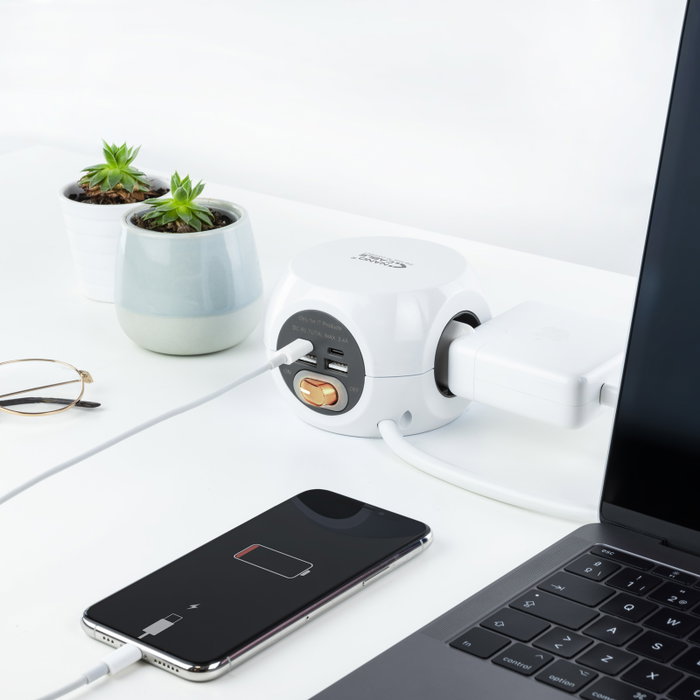 Nanocable Regleta Base Enchufes 3 Prises Shucko avec 4 Ports USB (2 USB-A, 2 USB-C) 1.4 m