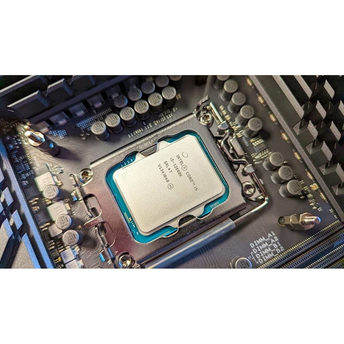 Intel Core i5-12600K LGA 1700 4,9 GHz 20 Mo