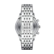 Armani AR1863 avec cadran noir et bracelet argenté