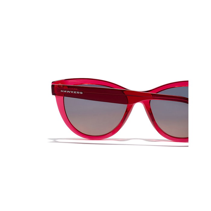 Hawkers Lunettes de Soleil NOLITA ECO Cat-eye Rouge Cerise Translucide Verres Dégradés Gris Rose UV400 Acétate ECO