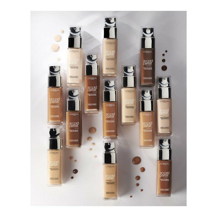 L'Oréal Paris ACCORD PARFAIT Fond de Teint Acide Hyaluronique 7.D/W 30 ml