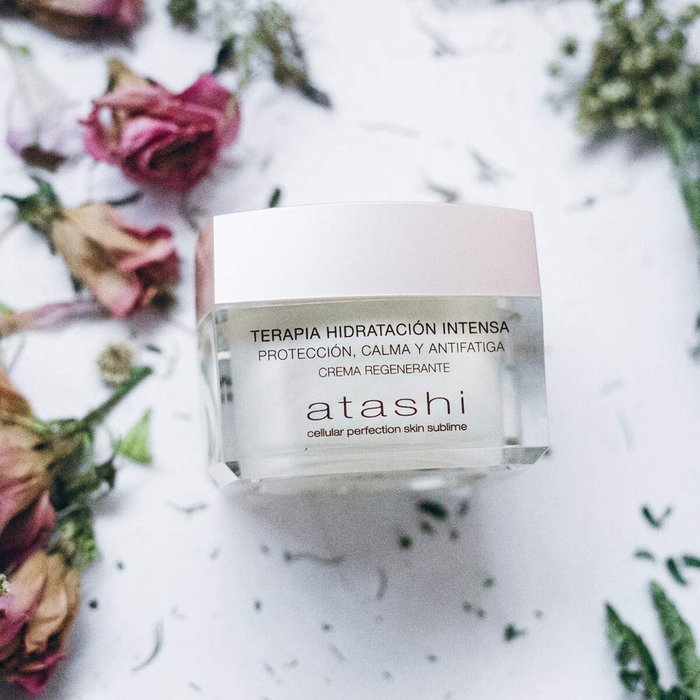 Atashi Cellular Perfection Skin Sublime thérapie hydratation intense régénérante 50 ml Atashi Cellular Perfection Skin Sublime thérapie hydratation intense régénérante 50 ml