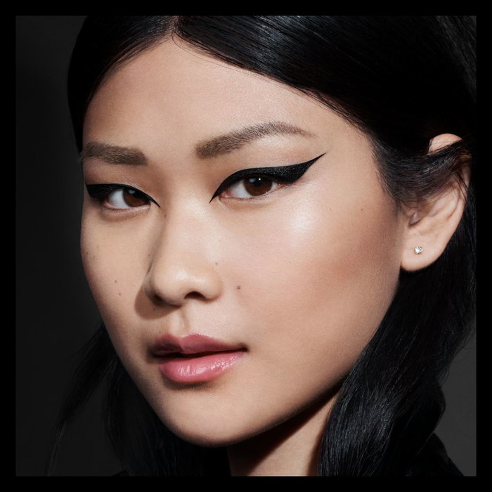 Max Factor - Masterpiece Eyeliner Liquide Mat Waterproof - Noir (01 Black) - 1.7 ml - Longue Tenue - Formule Vegan