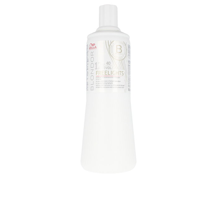 Wella Professionals Blondor Freelight Lotion oxydante pour cheveux 12% - 40 Vol - 1000 ml - Rafraîchissement couleur - Coloration Wella Professionals Blondor Freelight Lotion oxydante pour cheveux 12% - 40 Vol - 1000 ml - Rafraîchissement couleur - Coloration