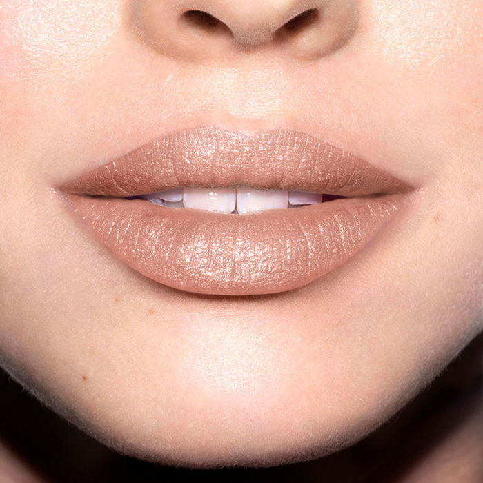 Revlon Mass Market Rouge à Lèvres SUPER LUSTROUS #025-sky line Rose 3.7 gr Revlon Mass Market Rouge à Lèvres SUPER LUSTROUS #025-sky line Rose 3.7 gr