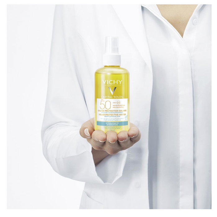 Vichy Capital Soleil Eau Hydratante SPF 50 200ml Protection Solaire Large Spectre à l'Acide Hyaluronique