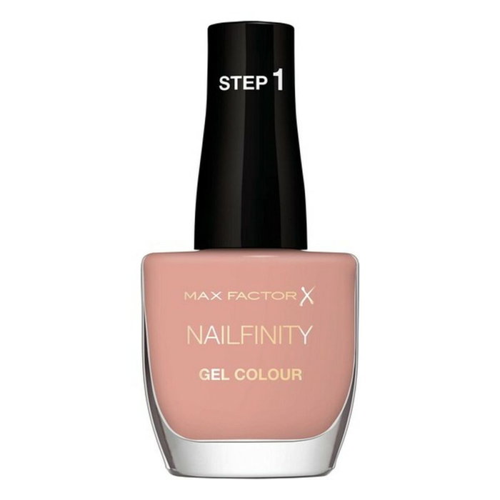 Max Factor Nailfinity 200-the icon