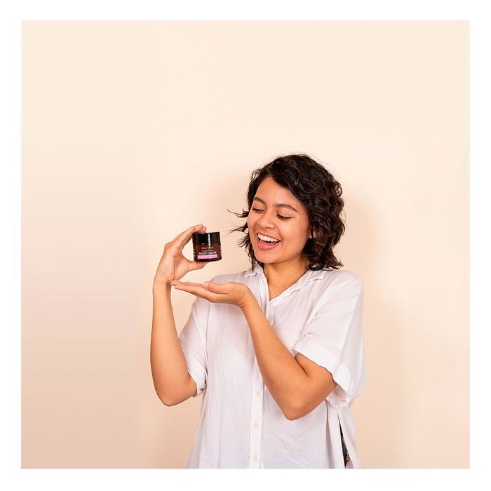 Alma Secret Crème de Nuit Anti-Âge Multi-Réparatrice pour Peaux Sensibles 50 ml