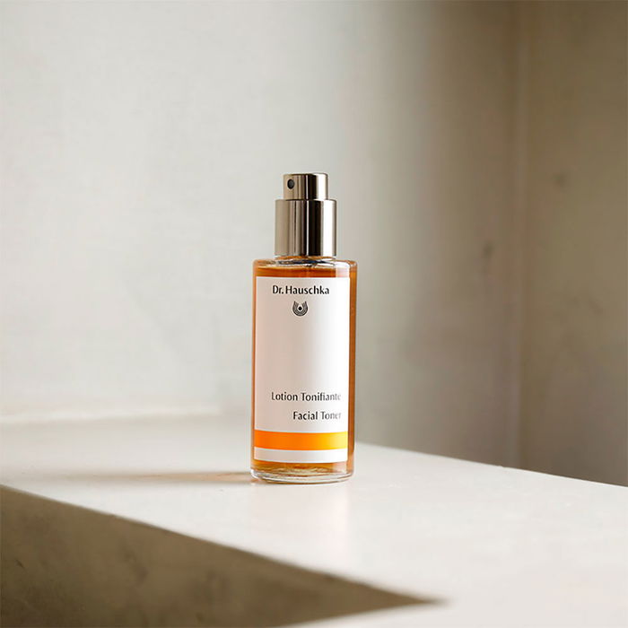 Dr. Hauschka Tonique Visage Peaux Sèches, Sensibles et Normales 100 ml