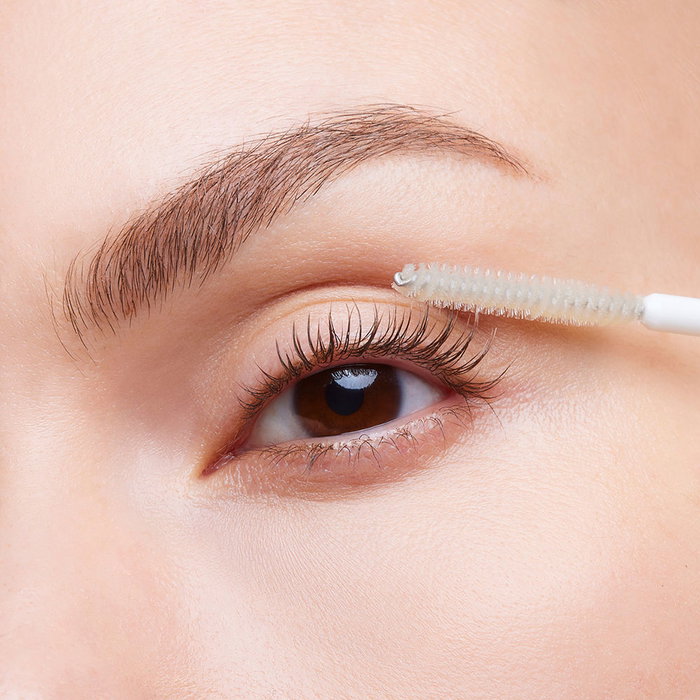 Sensai Conditionneur pour Cils 10 ml, Sérum Revitalisant et Fortifiant pour des Cils Sains et Courbés