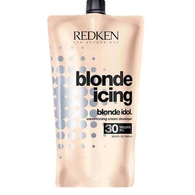 Redken Blonde Glam Crème Révélatrice Conditionnante 30 Vol. 9% Redken Blonde Glam Crème Révélatrice Conditionnante 30 Vol. 9%