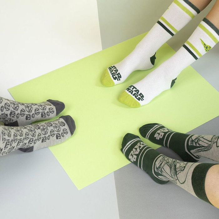 CERDÁ Set de 3 paires de chaussettes Star Wars The Mandalorian - Taille 36-41 - Composition : 86% coton, 12% polyamide, 2% élasthanne