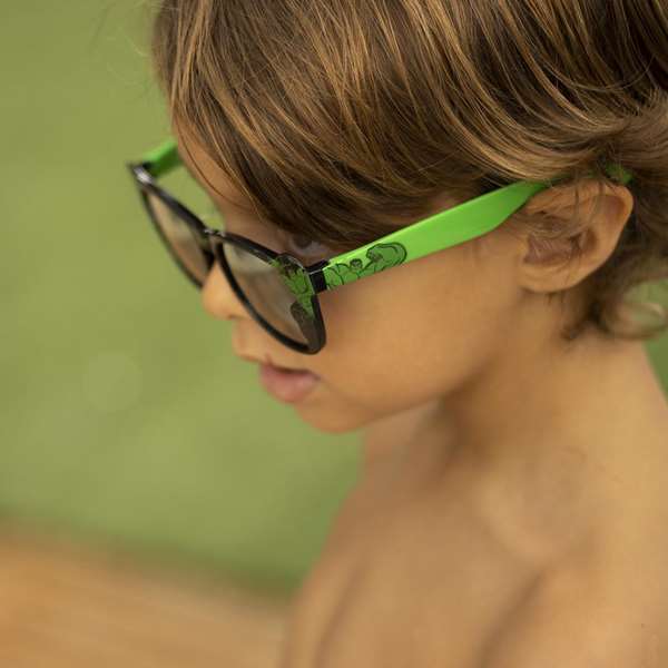 Cerdà Lunettes de soleil pour enfants Avengers Hulk Premium - Verres en plastique (PC/acrylique), couleur verte, âge 3-8 ans