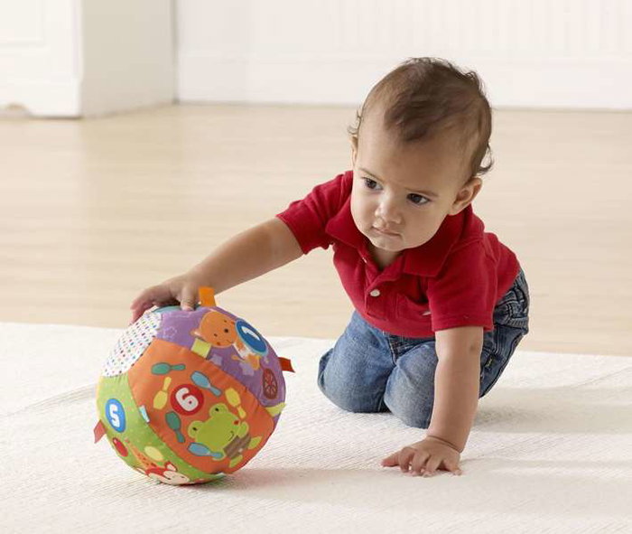 Vtech - Balle musicale pour bébé avec textures variées, 15 mélodies, 5 chansons, 18 cm - Jouet d'éveil espagnol - Fonctionne avec piles AAA (incluses)