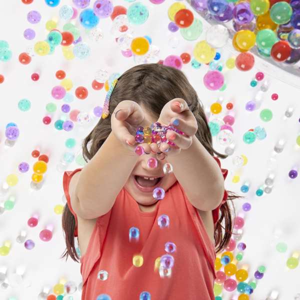 Bizak Juego Pedrete El Mono Guarrete - Jeu de société en espagnol avec sons pour enfants de 4 à 99 ans - Fonctionne avec 2 piles AAA (non incluses) Bizak Juego Pedrete El Mono Guarrete - Jeu de société en espagnol avec sons pour enfants de 4 à 99 ans - Fonctionne avec 2 piles AAA (non incluses)