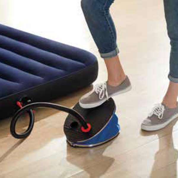 Intex - Pompe à pied gonfleur grande taille 30 cm - Pompe manuelle pour piscine, matelas, jouets - PVC - Pour enfants dès 3 ans