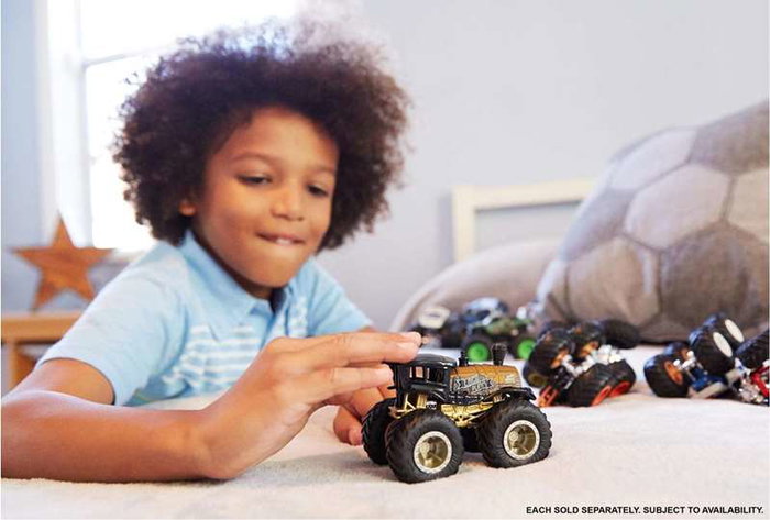 Hot Wheels Monster Trucks Véhicule Basique Échelle 1:64 - Modèles surtiment