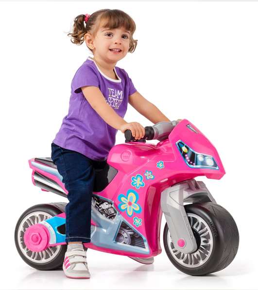 Molto Motocyclette trotteur fille 72 cm en plastique rose - Jouet d'équilibre pour enfant (18 mois à 99 ans) Molto Motocyclette trotteur fille 72 cm en plastique rose - Jouet d'équilibre pour enfant (18 mois à 99 ans)