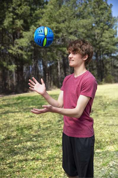 Goliath Pelota Wahu Phlat Ball - Lance comme un disque, rattrape comme une balle - 24x6x27 cm - Modèles surtidos (rouge, bleu ou vert)