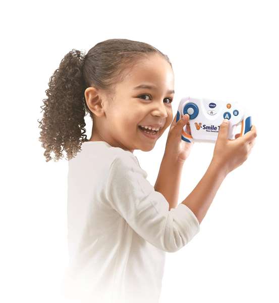 Vtech Console éducative V.Smile TV Nouvelle Génération - 6 mondes éducatifs - Fonctionne avec 2 piles AA - Dimensions 11.5x14.5x2.6 cm Vtech Console éducative V.Smile TV Nouvelle Génération - 6 mondes éducatifs - Fonctionne avec 2 piles AA - Dimensions 11.5x14.5x2.6 cm