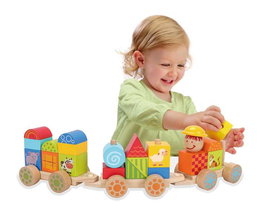 Molto - Jouet en bois, Train de marchandises 23 pièces - 38 x 9.5 x 7.5 cm - Jouet en bois pour enfants à partir de 1 an