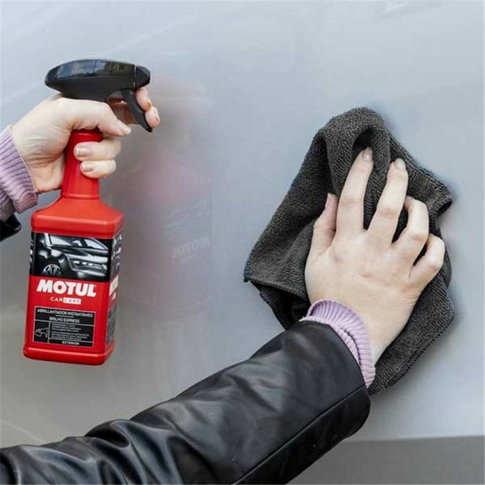 MOTUL Nettoyage Carrosserie Microfibre MTL110109 Double Face MOTUL Nettoyage Carrosserie Microfibre MTL110109 Double Face
