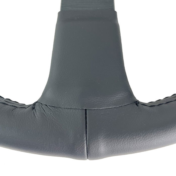 OCC Motorsport OCCVOL014 Volant Plat Mod. Classic Cuir De Nappa 350mm Noir 6 Vis OCC Motorsport OCCVOL014 Volant Plat Mod. Classic Cuir De Nappa 350mm Noir 6 Vis