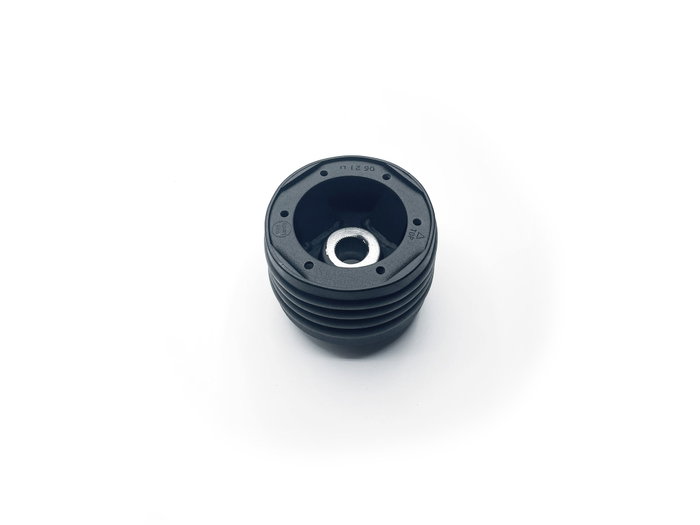 Occ Motorsport Cône de volant pour Land Rover 90/110/Defender 92-95 avec airbag Occ Motorsport Cône de volant pour Land Rover 90/110/Defender 92-95 avec airbag