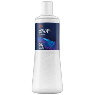 Wella Professionals Welloxon Perfect - Développeur Crémeux pour Coloration - 9% / 30 Vol - 1000 ml Wella Professionals Welloxon Perfect - Développeur Crémeux pour Coloration - 9% / 30 Vol - 1000 ml