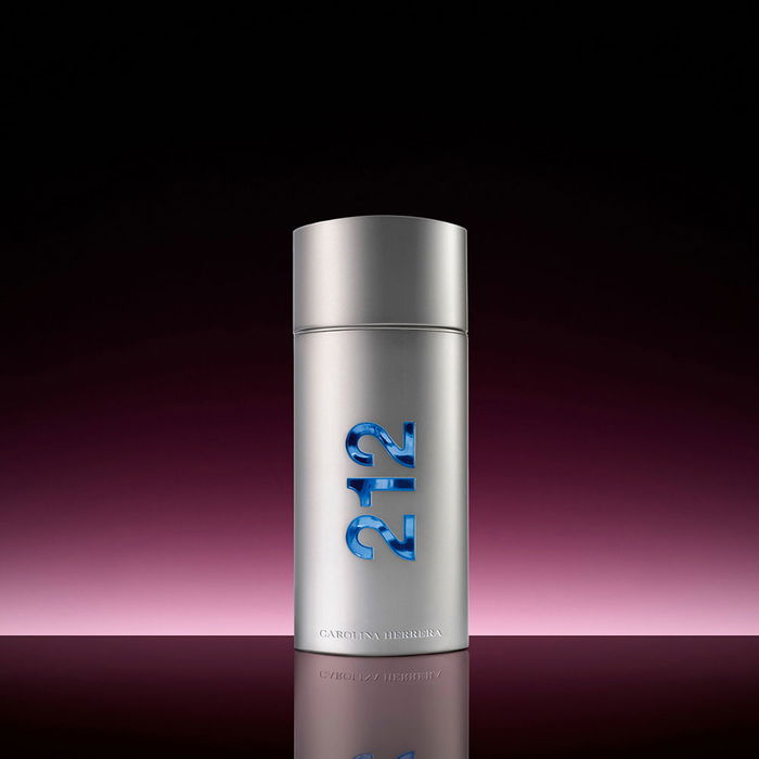 Carolina Herrera 212 NYC Men Eau de Toilette Vaporisateur 50 ml